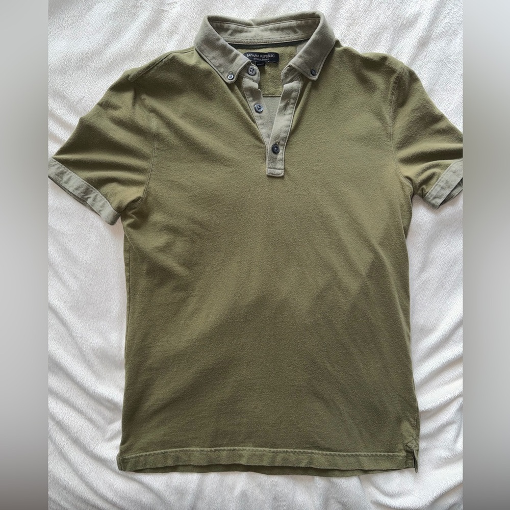 Banana Republic Olive Polo with Contrast Trim